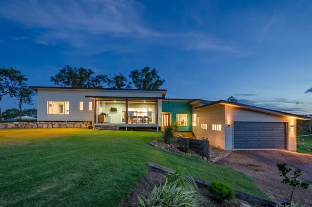 Acreage Entertainer - Photo 4