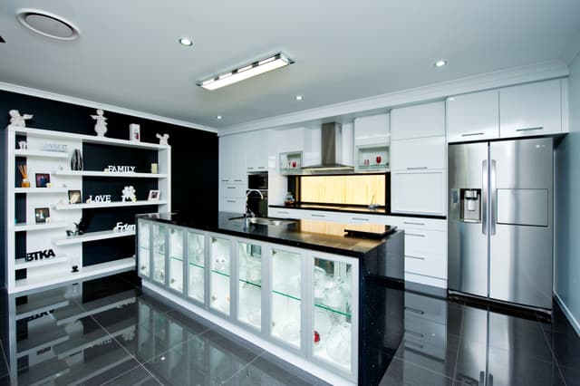Modern Brick & Timber Home - Photo 2