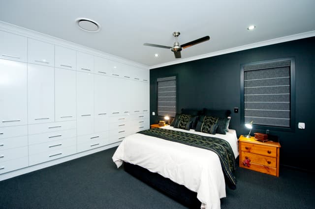 Modern Brick & Timber Home - Photo 3