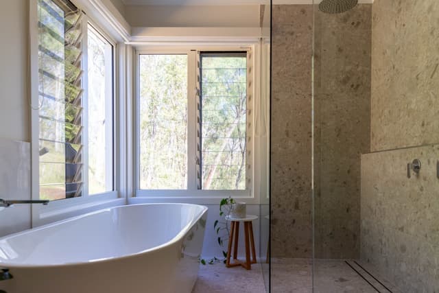 Hillside Bushland Home - Photo 25