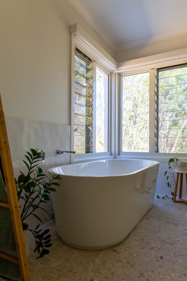 Hillside Bushland Home - Photo 23
