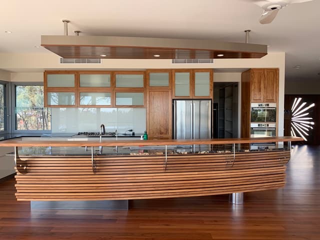 Stone & Timber Retreat - Photo 3