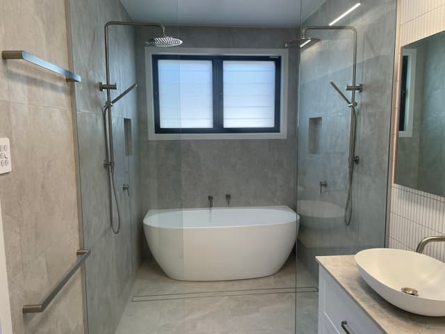 Two-Storey Pool Home - Photo 8